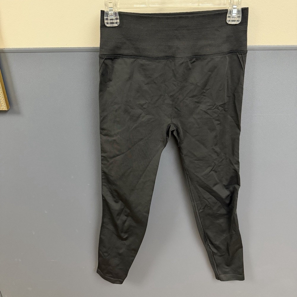 Lululemon Leggings Women's Size 6 Black Ebb To Train 25" Inseam Cropped 26" Wais